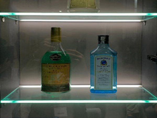 双面发光铝条灯